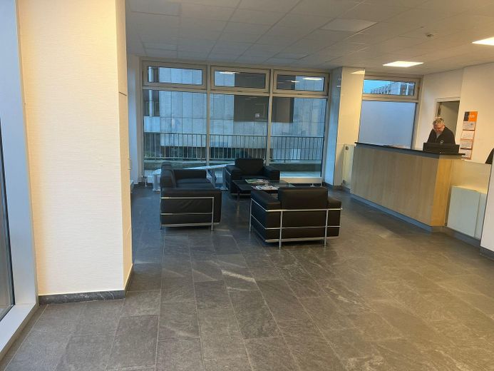 Langfristige Untervermietung | Moderne Co-Working Arbeitsplätze| nahe Hauptbahnhof Essen – Empfang