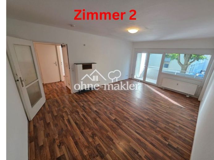 Roof RENOVATED! Energy rating E! €0 special assessment! 84m² shared-flat dream • 2 balconies • kitchen • garage – Photo 1