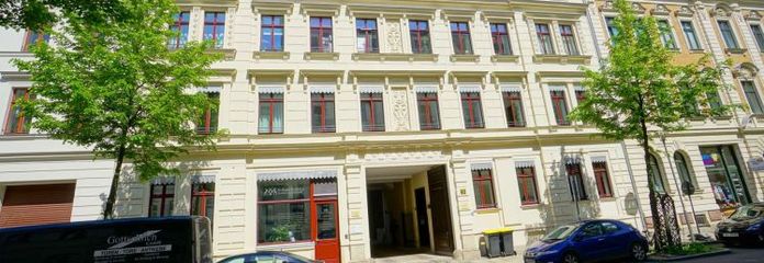 Wertstabile Kapitalanlage im Waldstraßenviertel: 3 Duplex-Stellplätze mit attraktiver Rendite