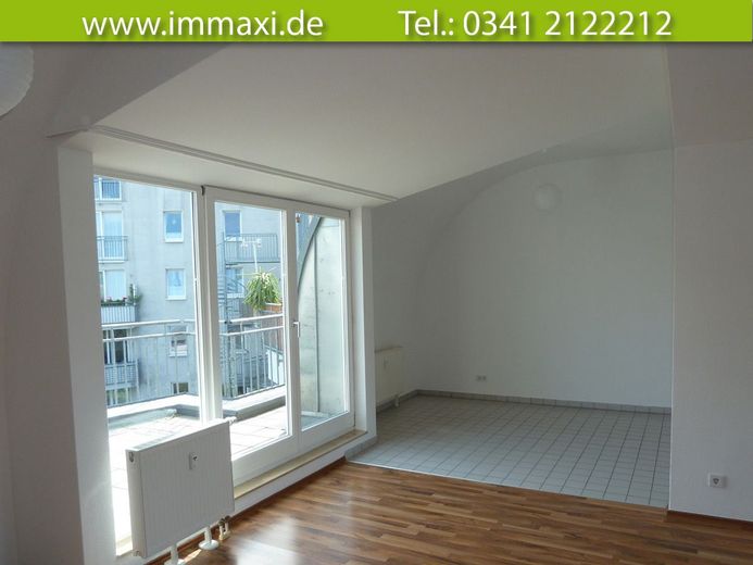 MAISONETTE IM DACHGESCHOSS + 2,5 RAUM VERMIETET + 2 TIEFGARAGENPLÄTZE – Küche