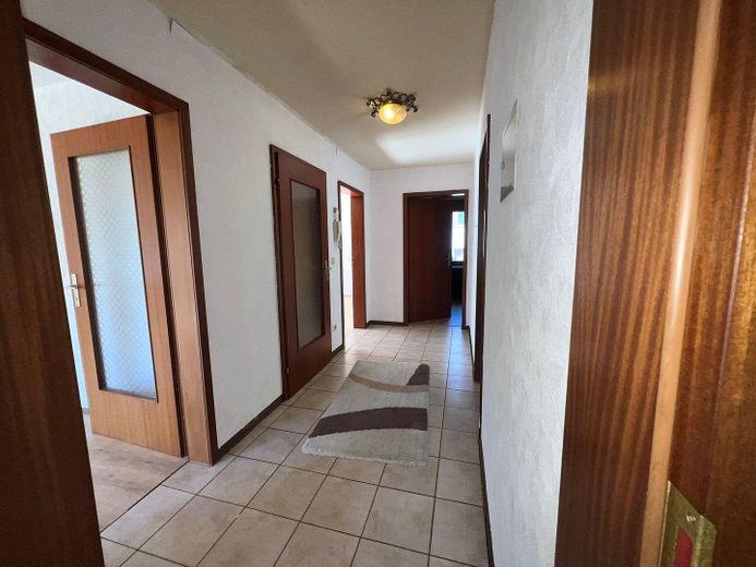 Sonnige Dachgeschosswohnung mit Terrasse in Lauterbach (Schwarzwald)– 4,5 Zimmer, Garage inklusive! – Foto 5