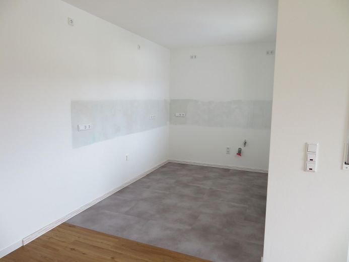 *Erstbezug nach Sanierung* 4 ZKB-Whg. 104 m² mit Terrasse & optionaler EBK – Offene Küche 2