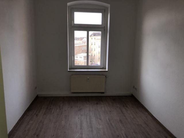 Gepflegte 3-Zimmer mit Laminat und Wannenbad in Uni- und Zentrumsnähe* – IMG_4135