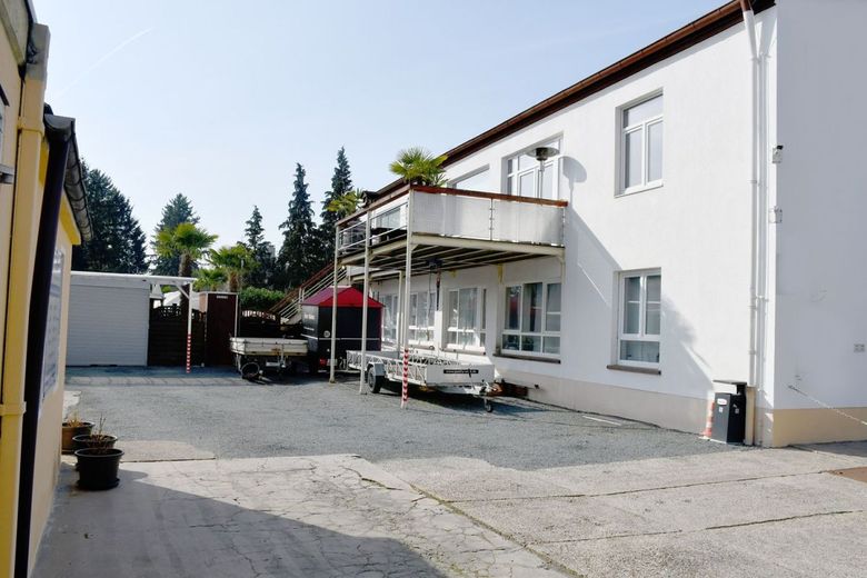 Interessantes Abrissgrundstück, 1.344 m², in Darmstadt-Arheilgen – Hofansicht