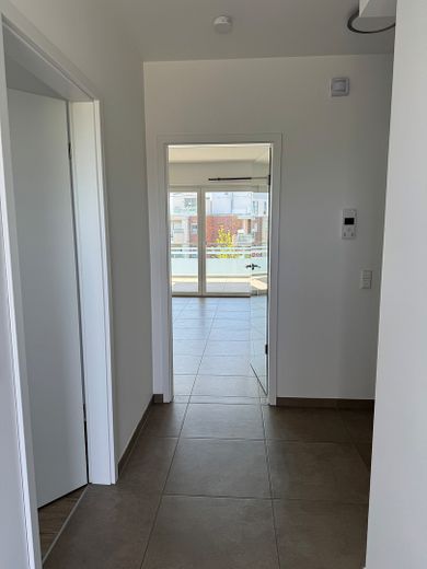 Energiesparwohnung 2.OG mit Tiefgaragenparkplatz – Foto 5