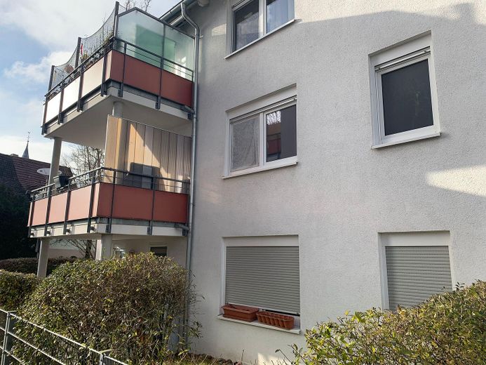 Balkonlu, ankastre mutfaklı + kapalı otoparklı Filderstadt-Bonlanden’da tamamen yenilenmiş 2 odalı daire – Fotoğraf 2