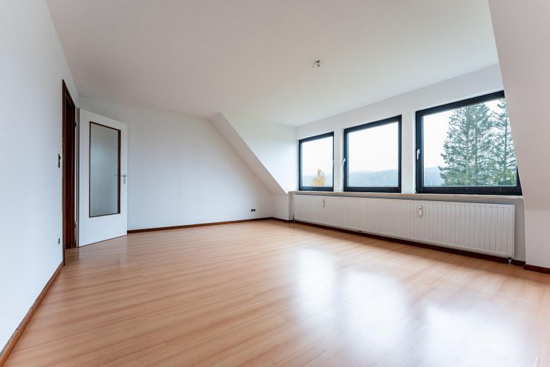 Dachgeschosswohnung Wohnen