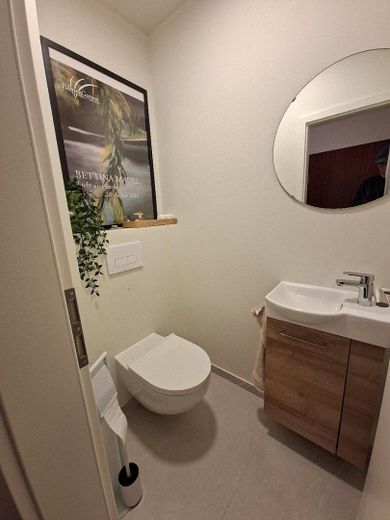 Immo F 261019 – Gäste WC