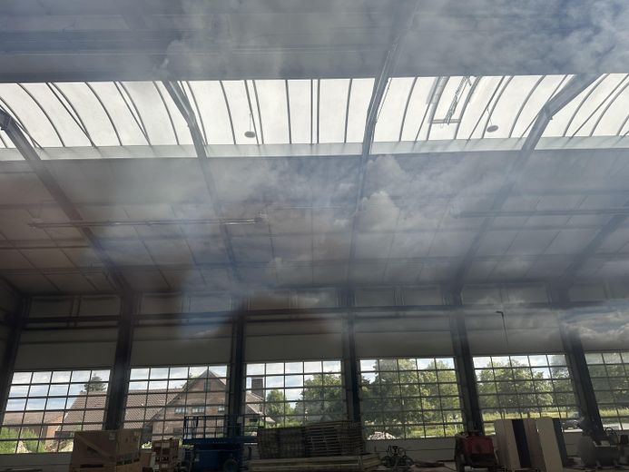 Lichtfirst Werkstatthalle