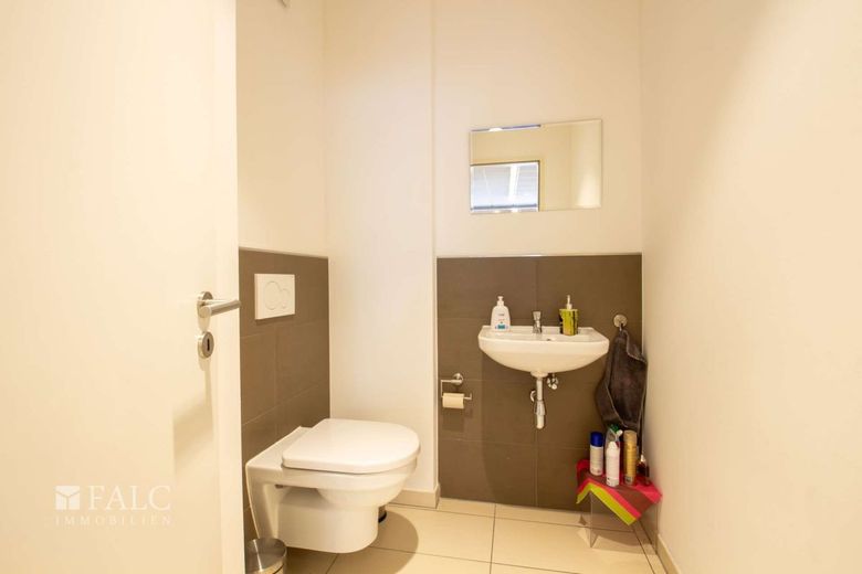 Moderne Einzelhandelsfläche in 1A Lage! – Kundentoilette