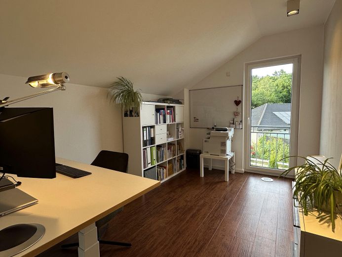 Schlafzimmer / Büro