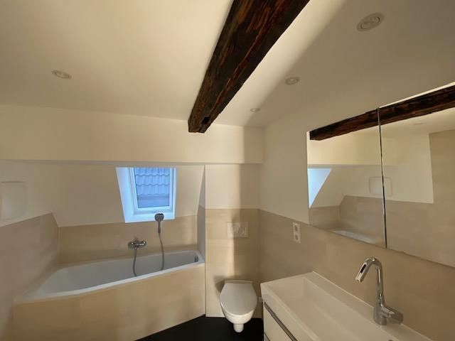 Hochwertige 85m² Maisonett- Wohnung, mit separaten Zugang, Erstbezug. – Bad