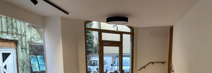 Laden oder Büro im Steingruber-Bau: 94 m², renoviert, 3 Schaufenster – Ansbach Neustadt