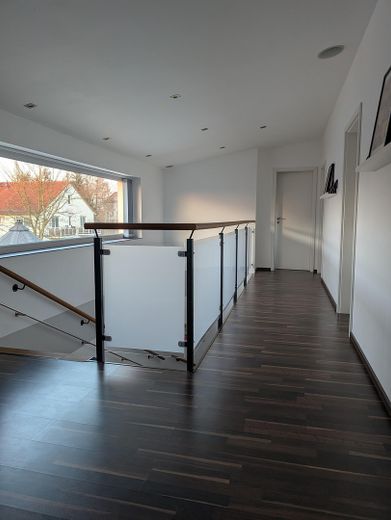 Architektenhaus (KfW 40)+ Extra Wohngebäude + Solar + Teich + Sauna – offene Galerie