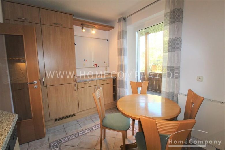 12057 HomeCompany Dresden सुसज्जित/Furnished बालकनी सहित 2-कमरों का अपार्टमेंट, Dresden-Gruna में, अधिकतम 1 व्यक्ति – a462a84220f89a29b2f554467206f7103e3f6729.jpg