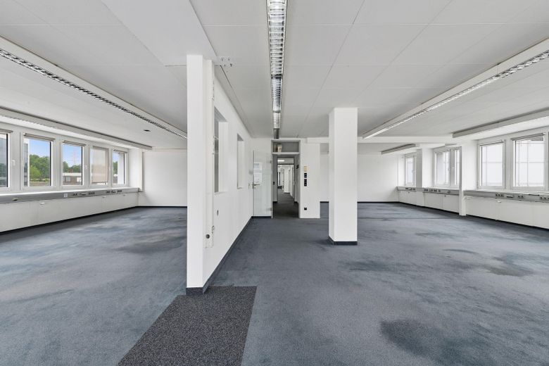 Büroetage im 1.OG in Neuss – Büro