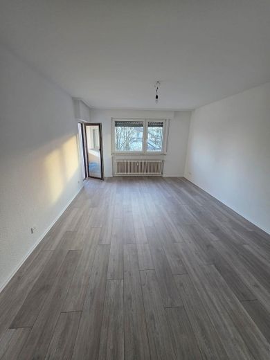 Renovierte 2-Zi-Whg in zentraler Lage von Frankfurt-Bergen Enkheim Stellplatz inklusive – Foto 12