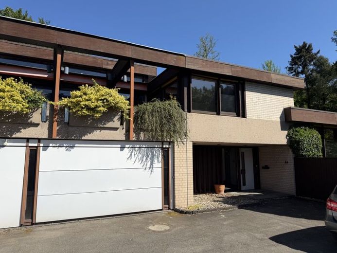 Dillingen/Saar: Architektenhaus (182 m²) mit Garten und Garage, in beliebter Toplage am Fischerberg – Foto 1