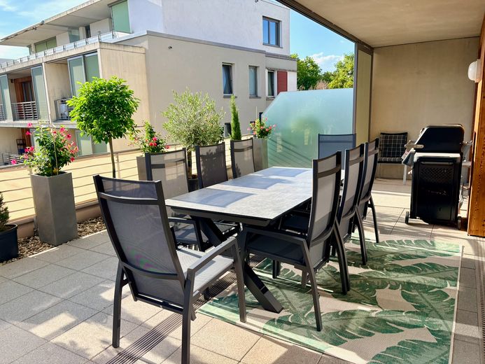 Großzügige 4-Zimmer-Wohnung mit sonniger Terrasse in bester Lage von Ingelheim – Terrasse (1)