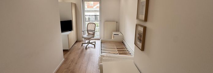 Neue 3er WG | Erstbezug nach Sanierung | Große Zimmer | 1 Zimmer mit eigener Dachterrasse🌿