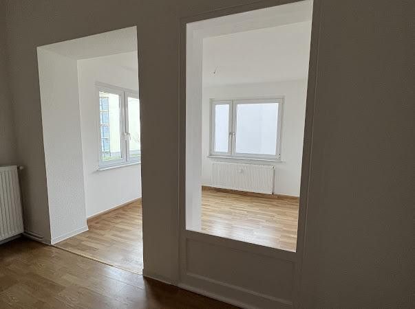 3-Raumwohnung mit PKW-Stellplatz, Küche und Keller – Foto 14