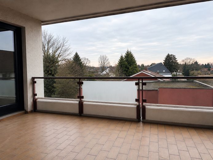 15 m² WG-Zimmer | 550 € warm | Königswinter-Ittenbach – Balkon