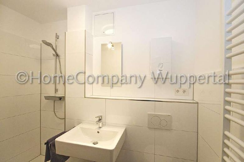 Business apartment with high-quality furnishings and DSL WIFI in the city center of Elberfeld – 03617cee7007e968cb37e48137514e00edc120f9.jpg