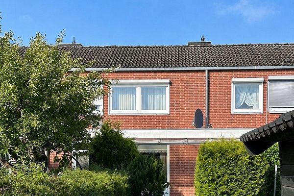 Provisionsfrei: Reihenhaus mit Garten in begehrter Wakenitznähe