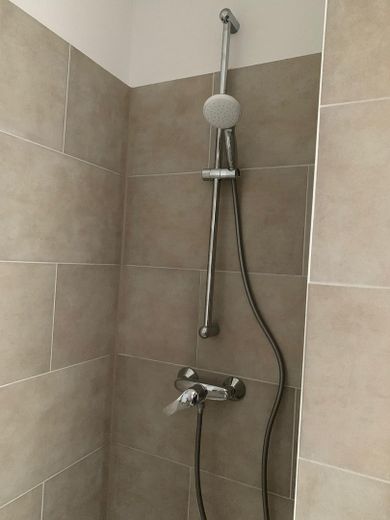 2 pièces - SUPERBE EMPLACEMENT - TRÈS BIEN ENTRETENU - PARFAIT POUR PROPRIÉTAIRE OCCUPANT – Photo 8