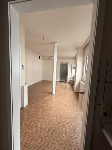 Helle Büro-/Praxisräume 110 qm in bester Lage – Empfang