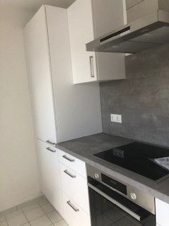 Neue vollständige Einbauküche