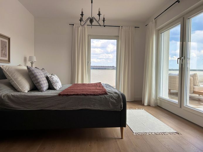 Neubau Traum (2024) von privat ideal für Pendler (WOB/BS/WF) – Schlafzimmer