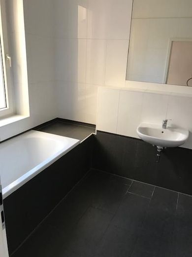 Bad mit Wanne