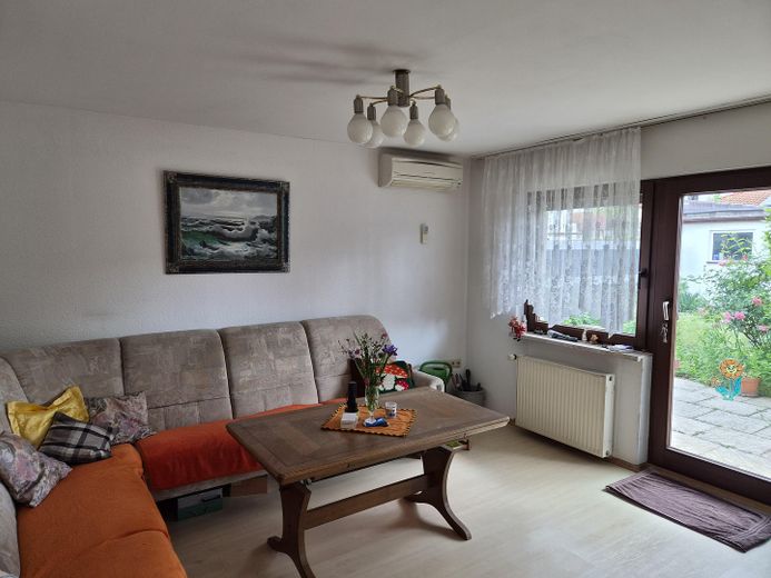 * reserviert * Reihenendhaus mit 2 Garagen – Foto 4