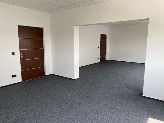 Renditeobjekt  6% Bürogebäude mit TG  Bürofläche -Vermietet – 4