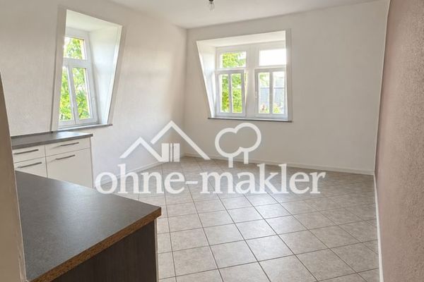 Helle Maisonette mit moderner Küche, 2 Bädern und 3 Zimmern