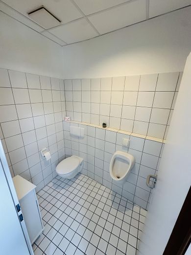 WC 2
