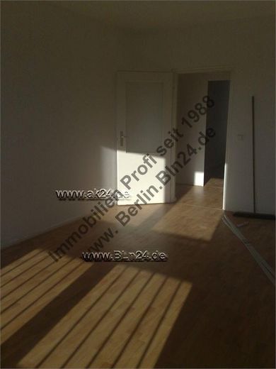 BEZUG nach Vollsanierung + 3er WG möglich - Mietwohnung – 2011-10-01 16-58-38
