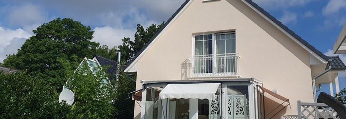 Travemünde  Wunderschönes Objekt in ruhiger Lage mit 2 Häusern