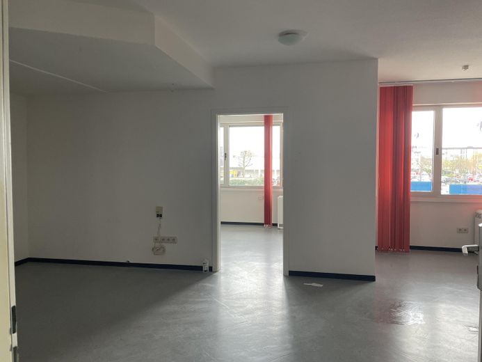 Helle 3 Zimmer Wohnung – Foto 1
