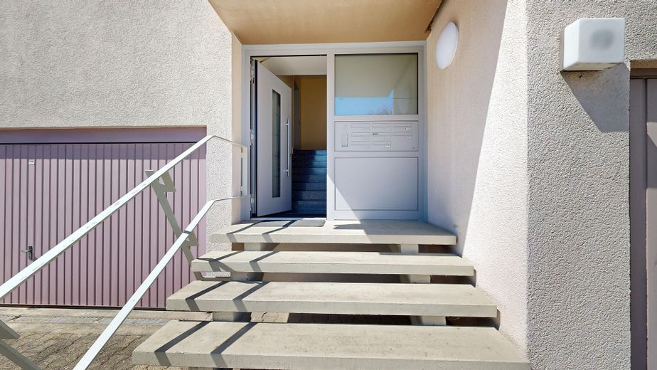 Volledig gerenoveerd 3-kamerappartement met loggia – Landstuhl – Foto 11