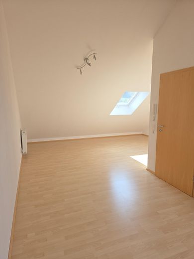 SENZA PROVVIGIONE - Casa a basso consumo energetico con impianto fotovoltaico e splendida vista a Kempten-Rothkreuz – Studio DG
