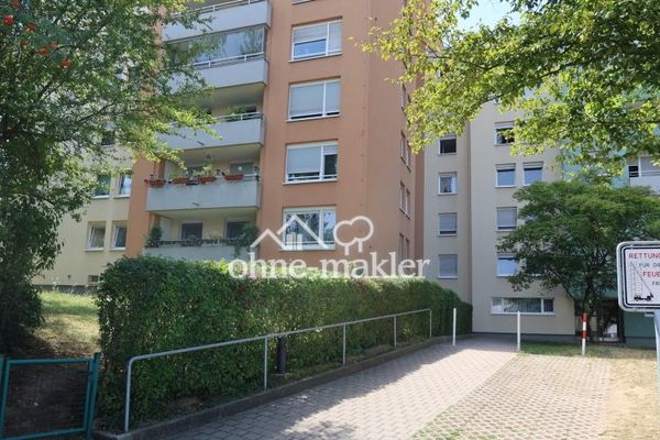 3-kamerappartement met balkon en parkeerplaats in Niefern