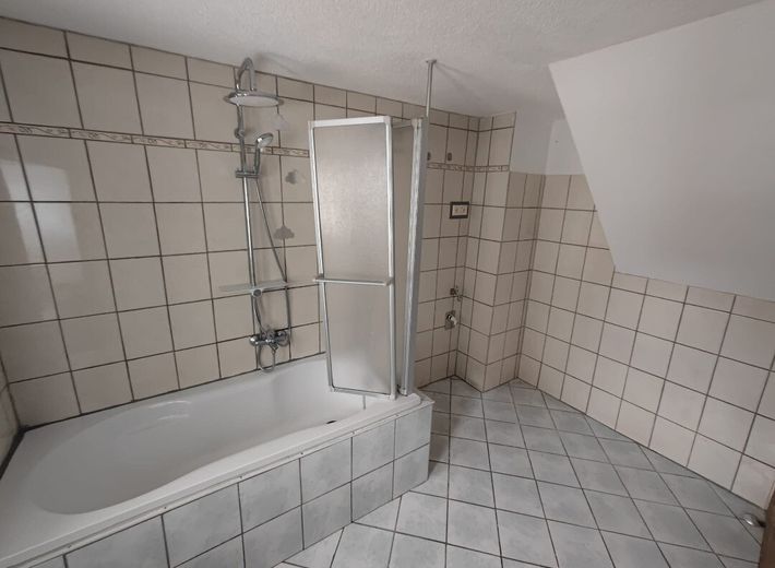 Wettin-Löbejün-Rothenburg, MFH + angrenzendem Reihenendhaus – Foto 14
