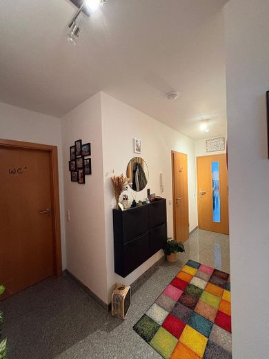 Appartamento di 90 m² con 3 locali, terrazza, cucina componibile e posto auto – Foto 13