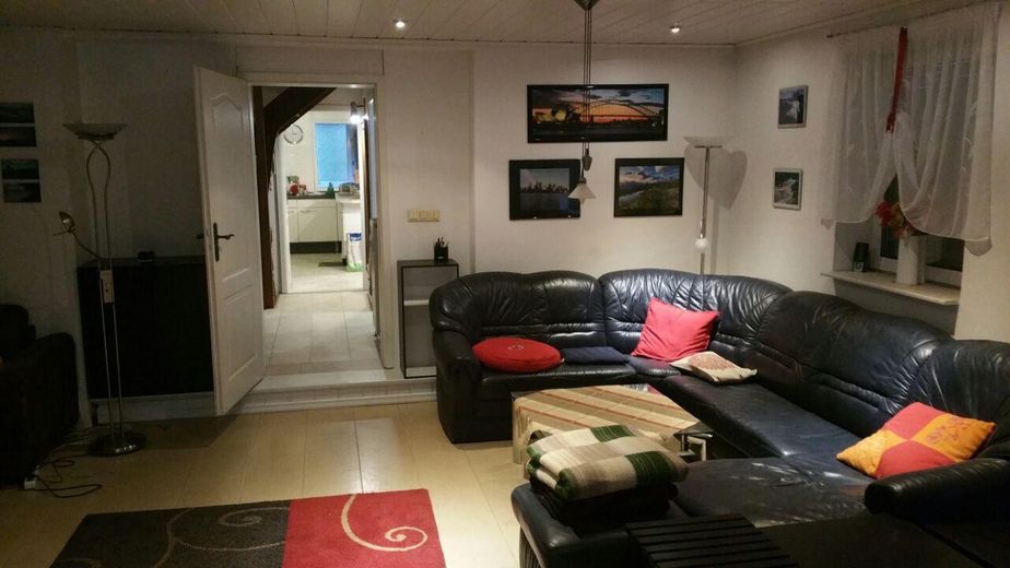 Appartamento di 115 mq con terrazza e giardino al piano terra di una casa unifamiliare/bifamiliare – Foto 8