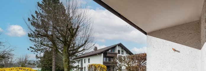 1,5 Zimmer Wohnung mit schöner privater Terrasse, Schwimmbad und Sauna – Private Terrasse 1