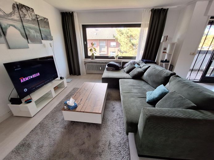 wunderschöne sonnige Wohnung mit Balkon im begehrten Stadtteil Voxtrup in Osnabrück – Wohnzimmer 1
