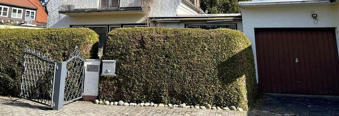 Wunderschönes Grundstück mit Seltenheitswert in Stockdorfer Bestlage – Blick von der Straße