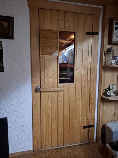 Straordinaria casa bifamiliare a schiera Nürnberg Eibach senza provvigione – Sauna Keller